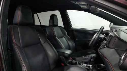 Toyota RAV4 2.5 L4 SE 4WD AT