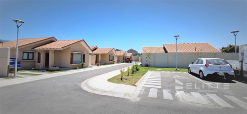 Casa De 3 Dorm 2 Baños En Venta En La Cruz Oportunidad Única