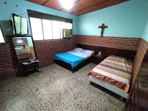 Quinta Barrio Sucre Para Acondicionar