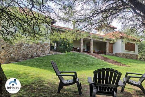 Complejo De Cabañas En Villa General Belgrano - Henin