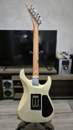 Guitarra Jackson Dr3 Reverse Zurda Con Estuche