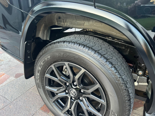 Toyota Hilux SW4 2.8 Tdi Gr-s 4x4 7as 6at