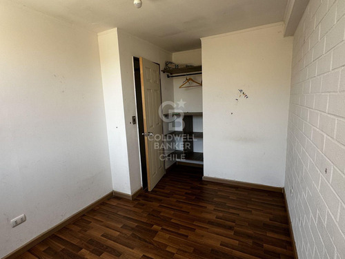Acogedora Casa Familiar En Villa Regiones De España