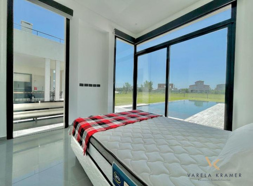 Venta Casa San Sebastian Area 11
