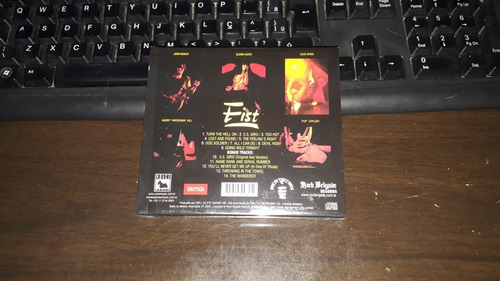 Imagem 3 de 3 de Cd Fist Back With A Vengeance - Slipcase C/ Poster Novo!!