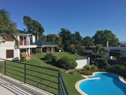 Imagen 13 de 19 de Complejo De 3 Casas En Venta En Costa Azul - Carlos Paz. Al Lado Del Lago