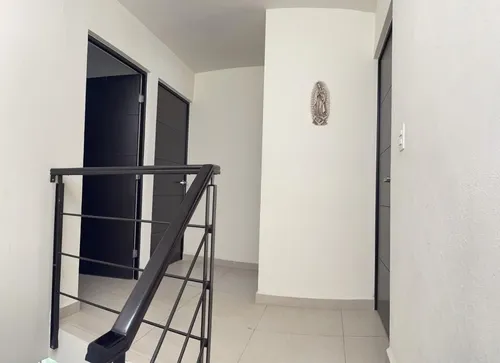 Renta De Casa Amueblada En Fraccionamiento La Toscana