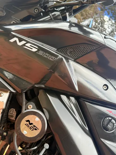 Pulsar Ns200