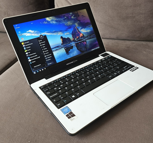 Notebook Bgh 14 4gb 120ssd Cam Hd Blu Wi Redes Usb (Reacondicionado)