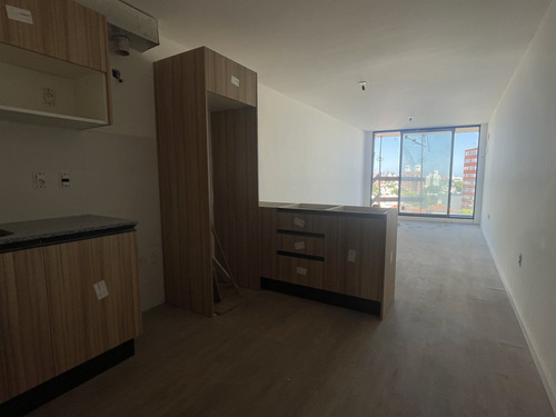 Venta De Apartamento De 2 Dormitorios En Parque Batlle