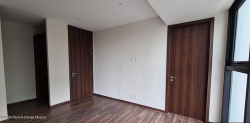 Departamento En Renta En Bosque Real, Huixquilucan Jl 24-4302.