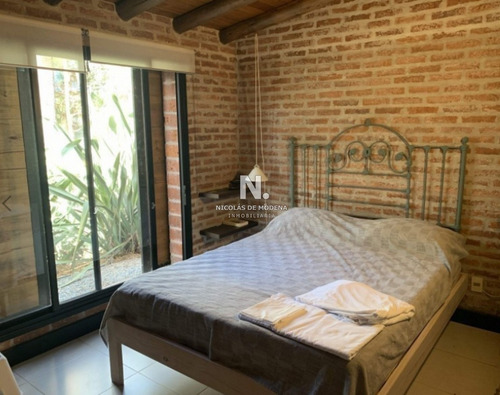 Casa A La Venta En La Barra De 3 Dormitorios.- Ref: 4193