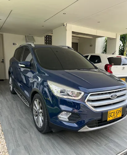 Ford Escape 2.0 titanium AT 4x2