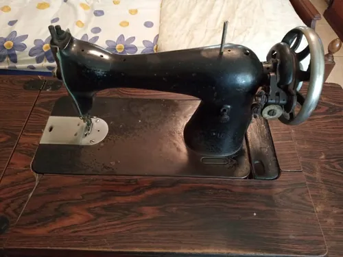 Maquina De Coser Singer (Usado)