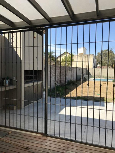 Imagen 4 de 4 de Arguello- Casa En Alquiler En Mejor Zona