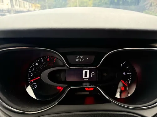 Renault Captur 1.3T Intens Cvt