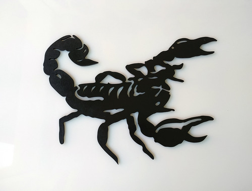 Figura Geométrica Decorativa En Mdf Alacrán
