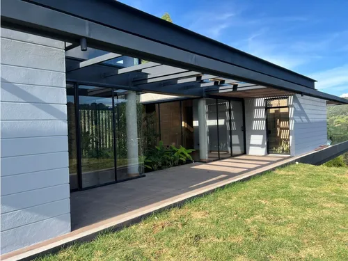 Corredor Don Diego Llanogrande Venta De Espectacular Casa