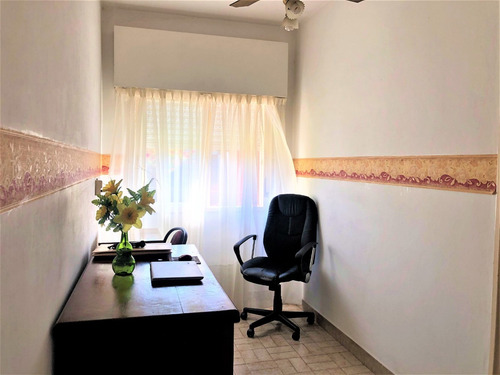 Imagen 6 de 11 de Venta Ph 4 Ambientes Con Patio Y Cochera En Castelar