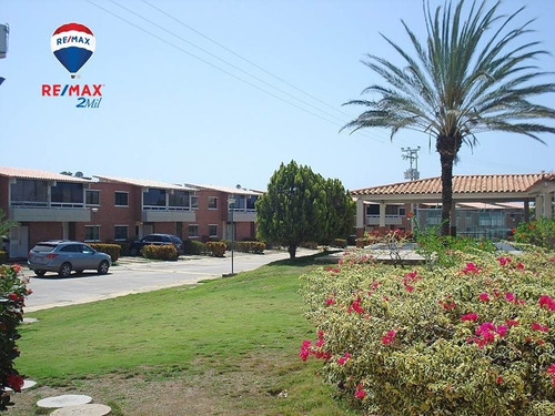 Imagen 8 de 8 de Re/max 2mil Vende Práctico Y Confortable Townhouse En El Valle - Isla De Margarita