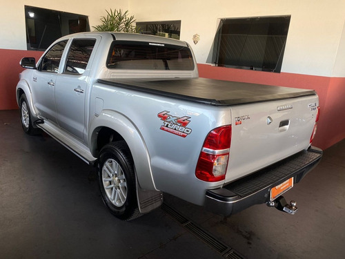 Imagem 6 de 12 de Toyota Hilux 3.0 Srv Top 4x4 Cd 16v Turbo Intercooler 2014