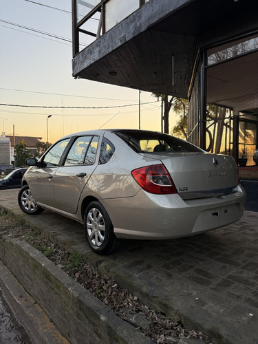 Renault Symbol 1.6 Pack