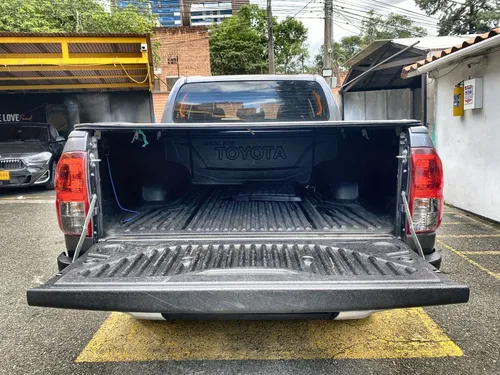 Toyota Hilux 2.8 Srv Diesel At 4x4 2020