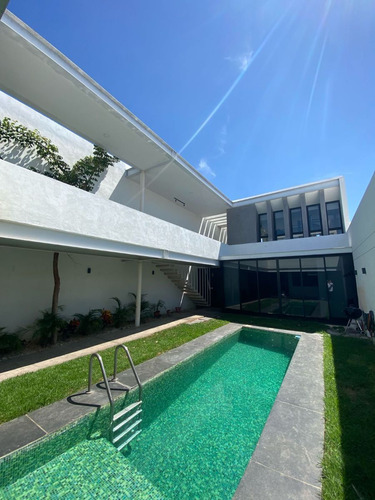 Casa En Venta En Residencial Dzitya, Merida.