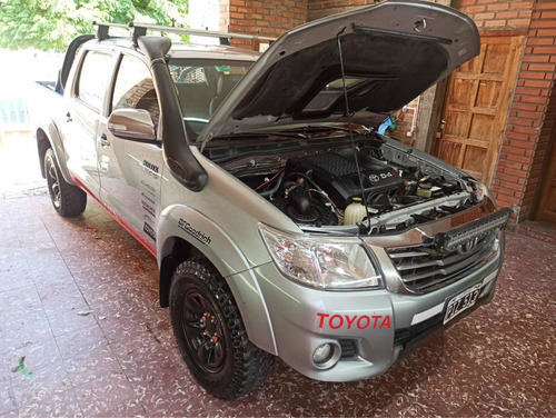 Toyota Hilux 3.0 Cd Srv Cuero 4x4 5at - A4 2015