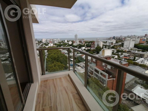 Alquilo Apartamento De 1 Dormitorio Con Terraza Al Frente, Garaje, Barbacoas, Punta Carretas