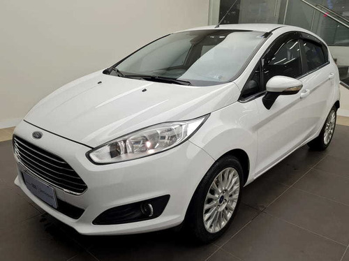 Imagem 1 de 15 de Ford Fiesta 1.6 Titanium Power Shift 2016
