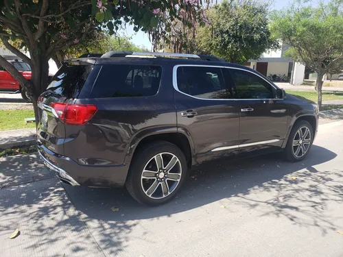 GMC Acadia 3.7 Denali At