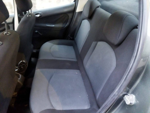 Imagem 10 de 13 de Peugeot 207 1.4 Xr 8v Flex 4p Manual