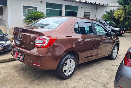 Renault Logan 1.6 Dynamique Hi-power 4p
