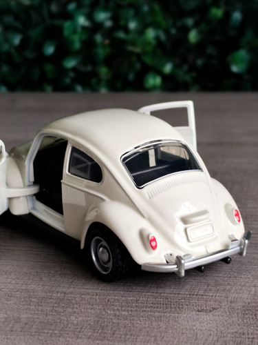 Mini Vocho A Escala 1:36 Aleación Metal Fricción Blanco