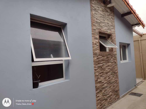 Casa Térrea Reformada Com Closet, Suite, Dois Dormitórios