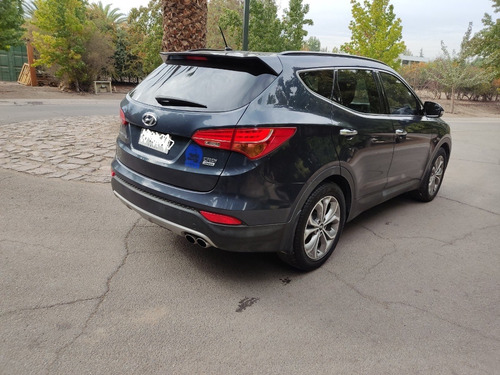 Imagen 3 de 15 de Hyundai Santa Fe 2015 2.2 Dm Gls 4wd Auto Crdi Full Techo