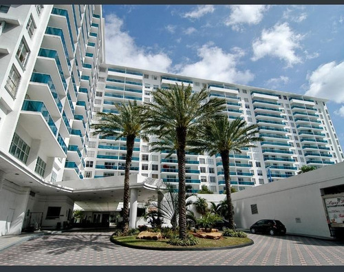 Imagen 2 de 30 de Departamento - Miami Beach