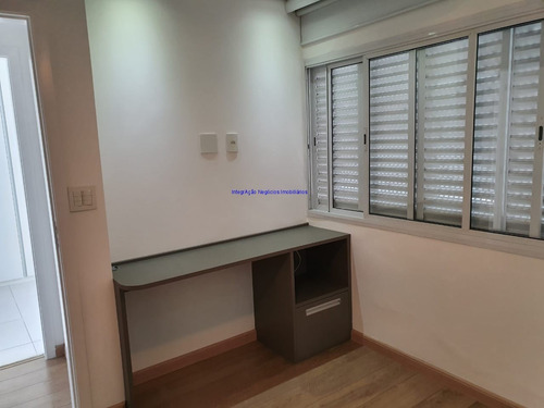 Imagem 22 de 30 de Apartamento 205m², 04 Dormitórios (sendo 01 Suíte), 03 Banheiros E 01 Vaga Na Garagem. Possui Sauna E Lavabo. Condomínio Com Portaria 24hrs, Churrasq - 20071402 - 68171330