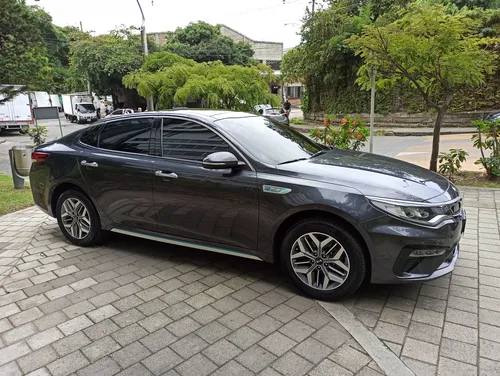 Kia Optima 2.0 Zenith Hibrido 2020 Automatico