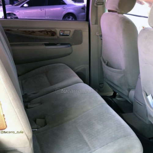 Toyota Fortuner 2008