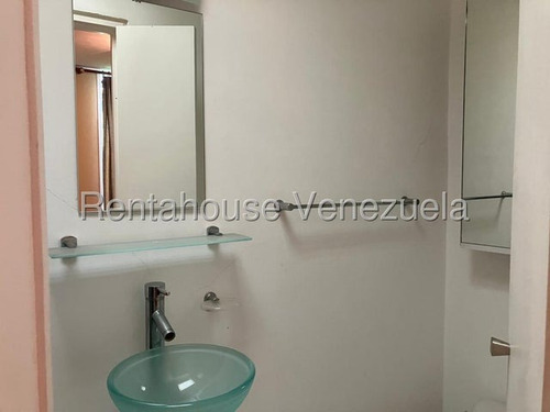 Yf Apartamento En Venta En Santa Rosa De Lima 25-9866 Merw