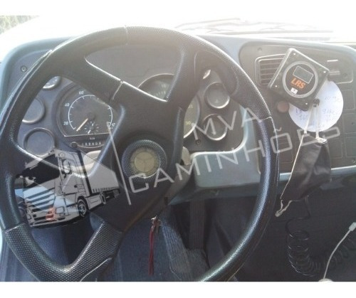 Imagem 8 de 13 de Caminhão Mercedes L1620 - 6x2