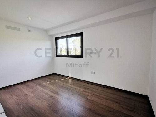 Imagen 15 de 23 de Dúplex En Venta De 3 Dormitorios En Gonnet, La Plata