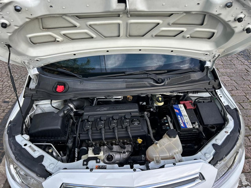 Chevrolet Onix HATCH LS 1.0 8V FlexPower 5p Mec.