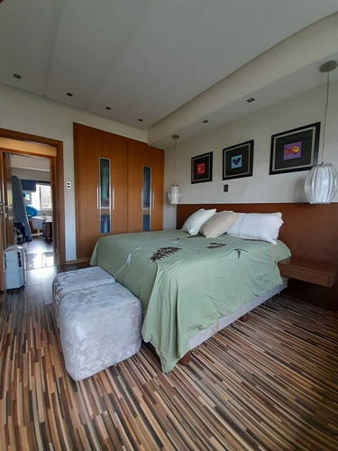 Apartamento En Venta En El Parral, Valencia 273660 Lz