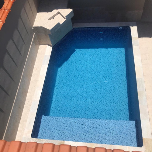 Imagem 1 de 14 de Linda Casa Com Piscina Em Mongaguá .