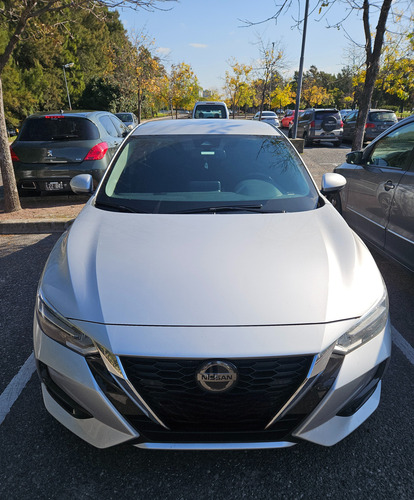 Nissan Sentra 2.0 Advance Cvt
