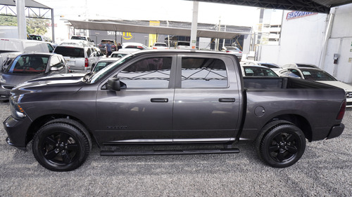 Dodge Ram 1500 5.7 V8 4x4 2021