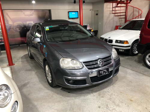 Volkswagen Vento 2.5 Luxury Tiptronic 2008